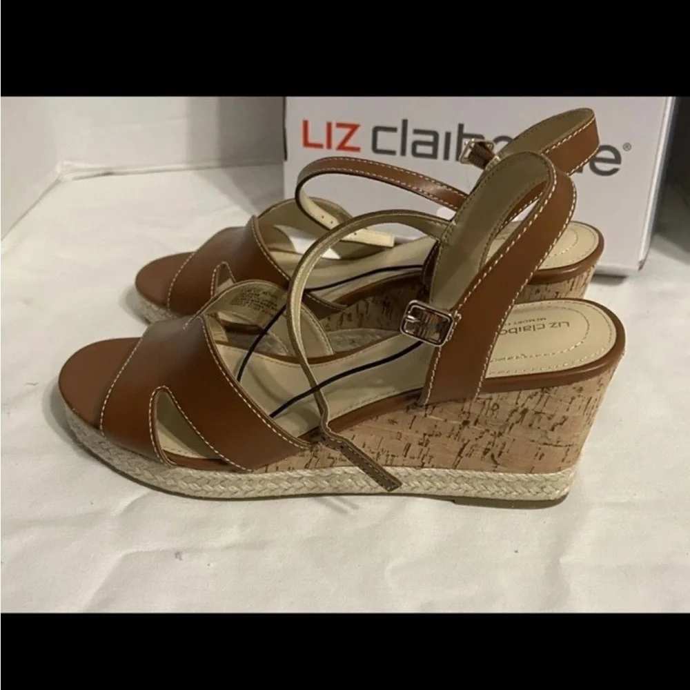 Liz Claiborne Women 10M Whiskey Brown Faux Leather Alton Wedge Sandals